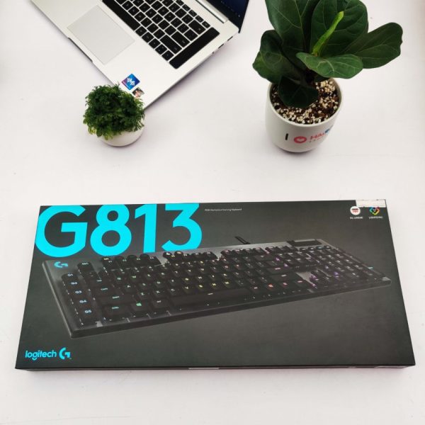 48242 keyboard logitech g813 lightsync rgb mechanical romer g tactile gaming keyboard black