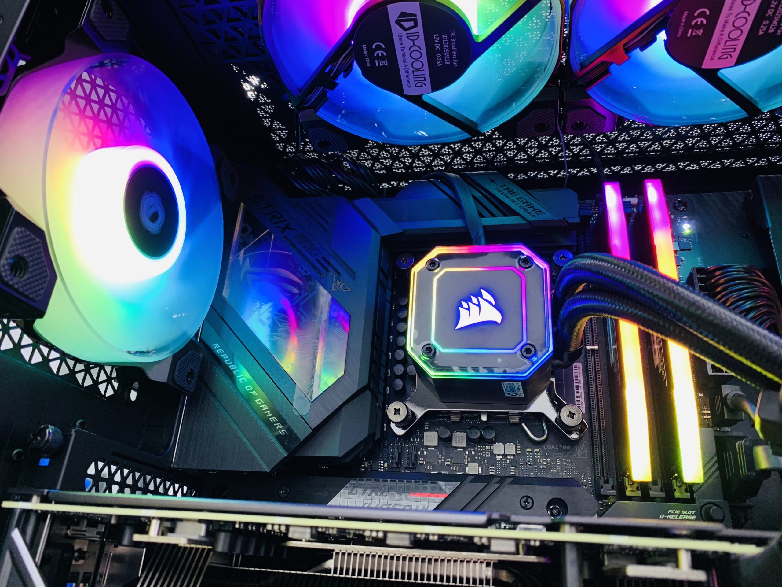 Case máy tính phát tiếng kêu lạ khi hoạt động, phải làm sao? 2 1302 z4099543334144 d947667413c632d18183a7c0375b7fe7 scaled