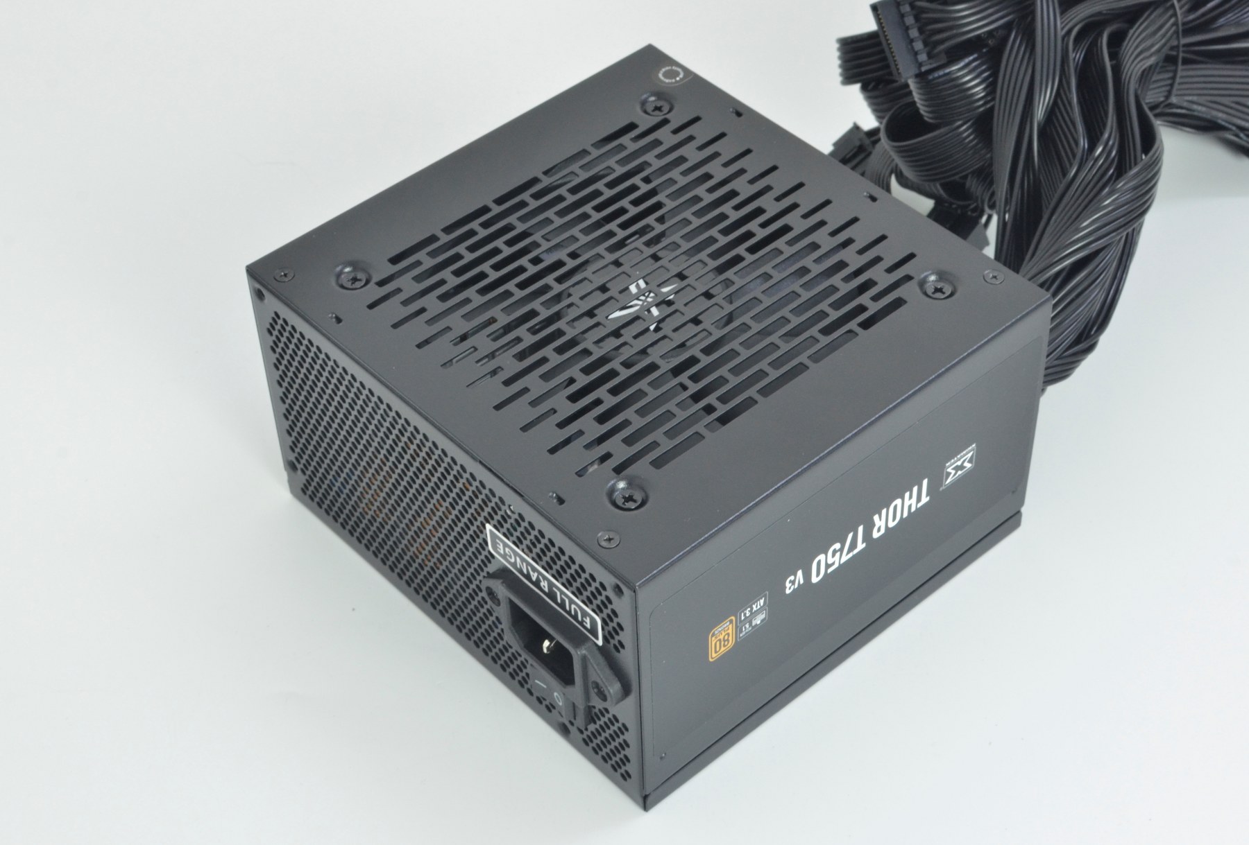 Nguồn Xigmatek Thor T750 V3 750W | 80 Plus Bronze, PCIe Gen 5.1, ATX 3.1, 100% cáp dẹt đen 3 Nguồn Xigmatek Thor T750 V3 750W | 80 Plus Bronze, PCIe Gen 5.1, ATX 3.1, 100% cáp dẹt đen - Ảnh 3