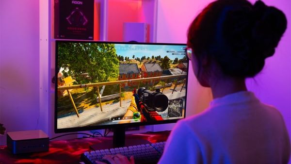 man hinh aoc q27g11e 27 ips 2k 180hz 3 grande